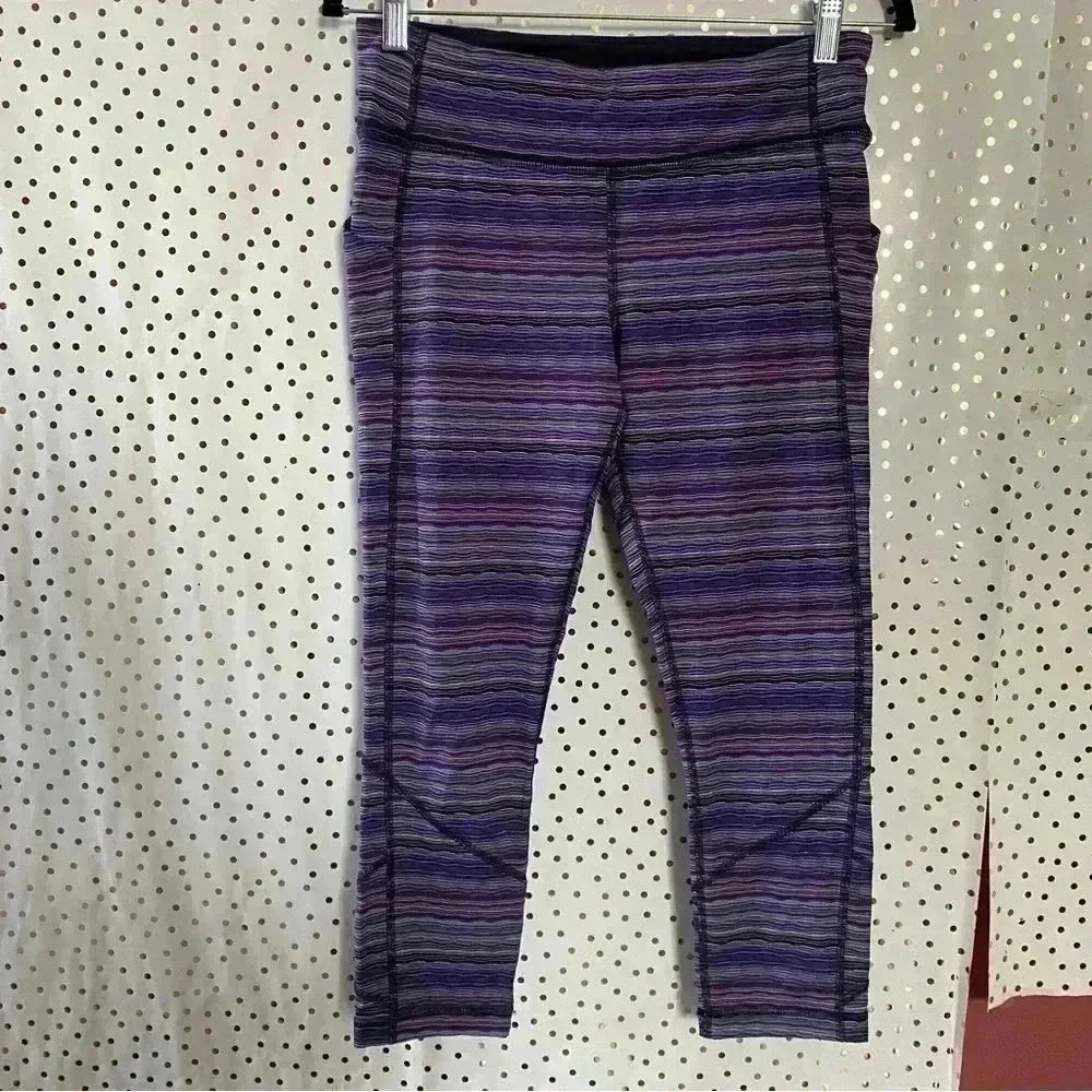 Lululemon Purple Crop